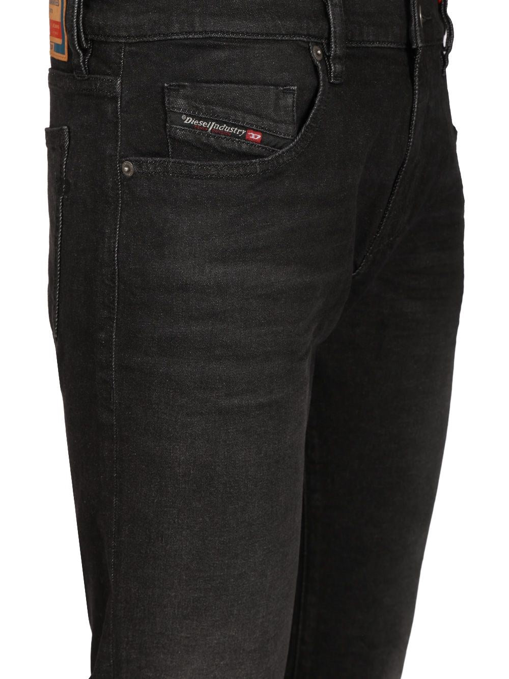 Diesel Men Slim Jeans "2019 D-Strukt 0Kial"