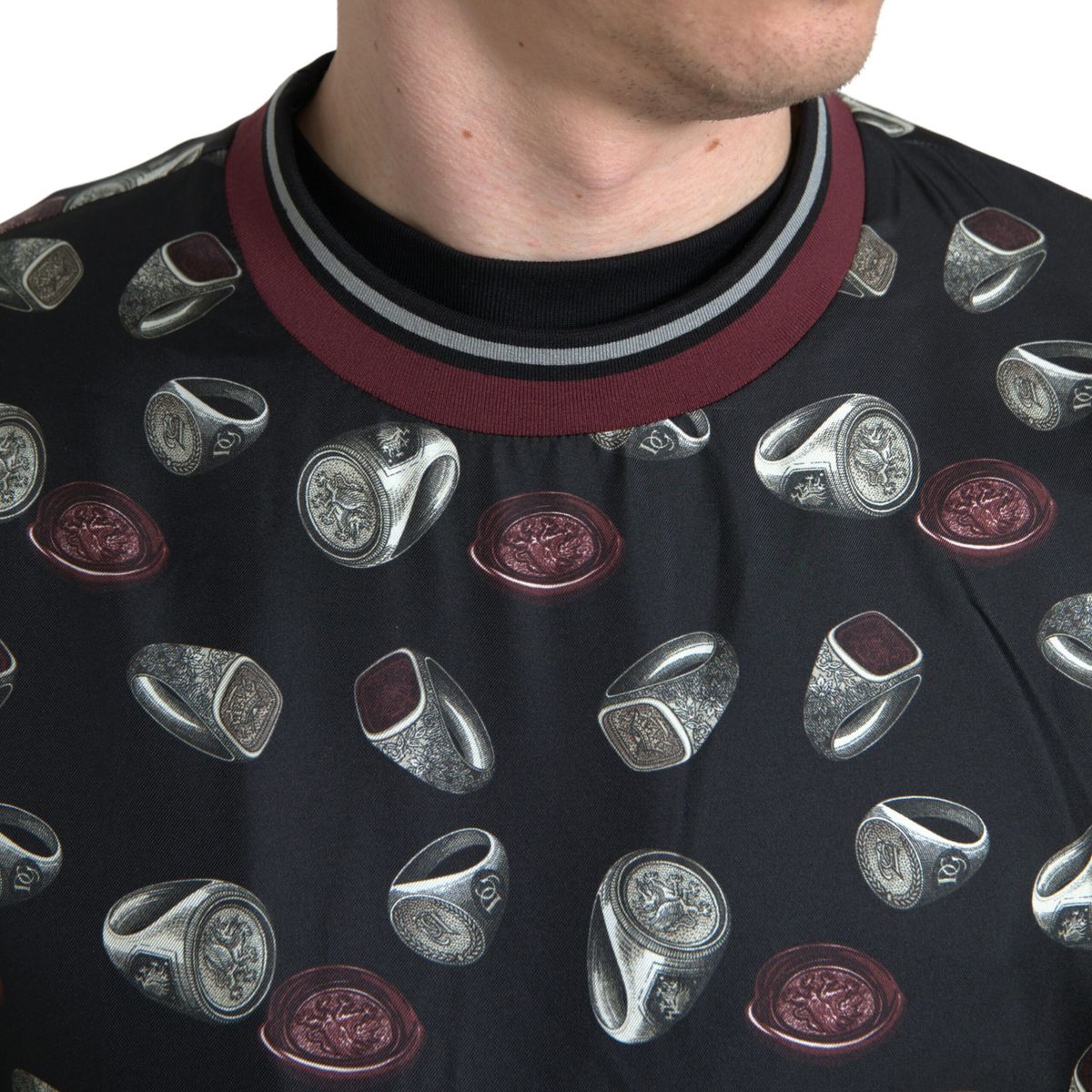 Dolce & Gabbana Elegant Silk Crewneck Pullover - Black Men's Multicolor