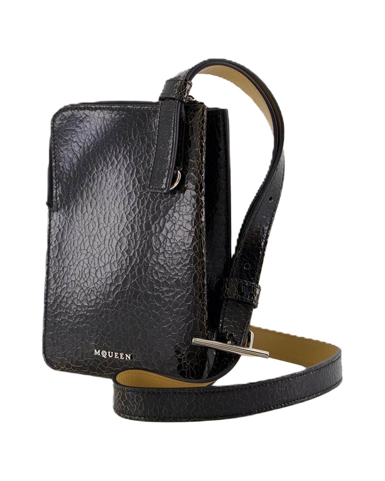 Alexander Mcqueen Cracked Leather Messenger Bag Women Black | Black