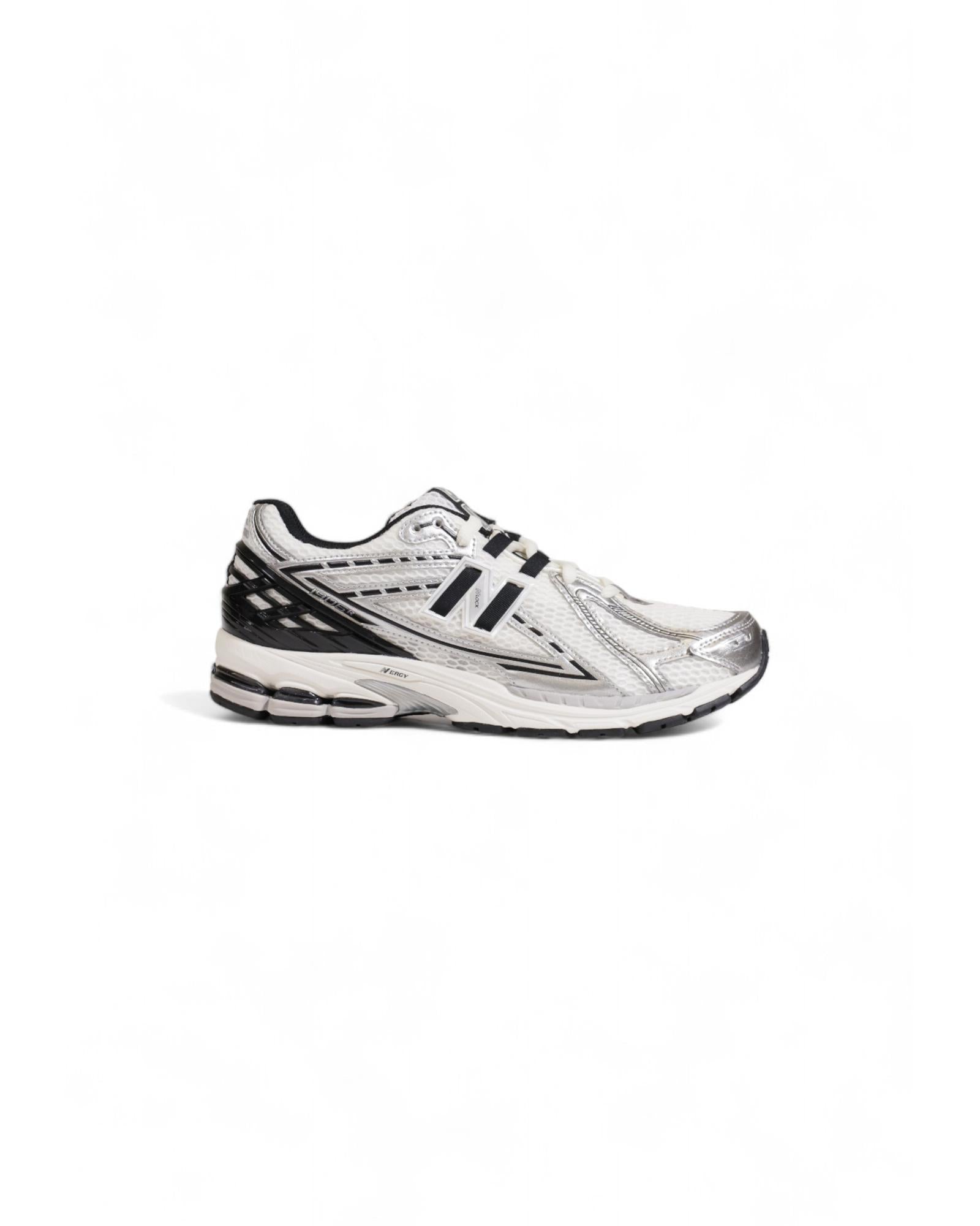 New Balance 877 Mens Running Shoes - WhiteSilver White