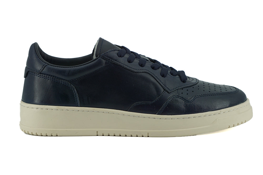 Saxone of Scotland Elegant Navy Blue Leather Men's Sneakers