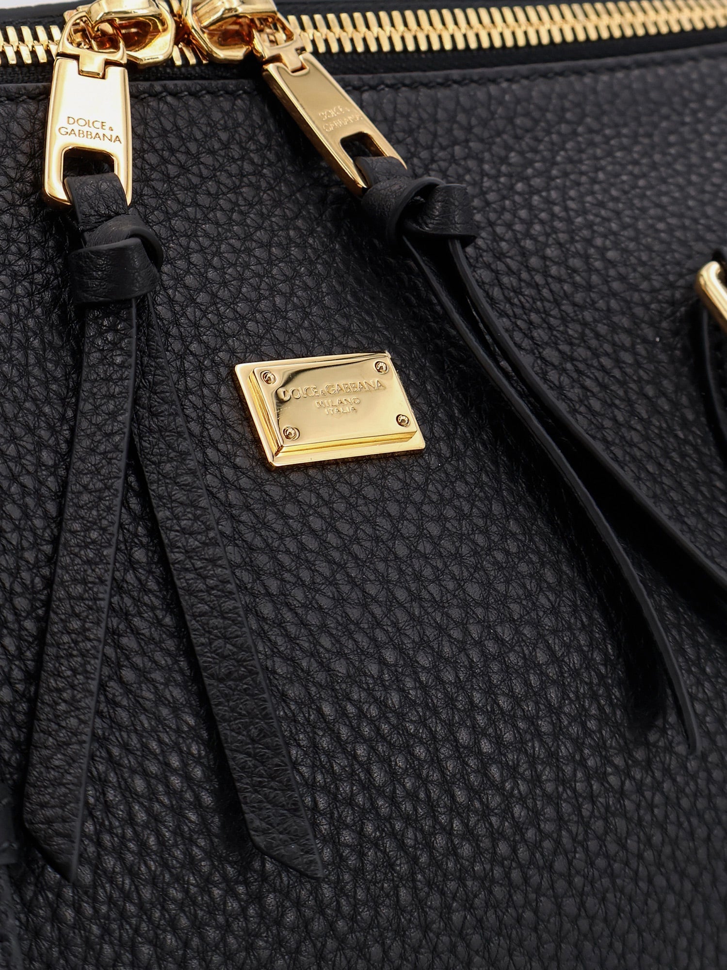 Dolce & Gabbana Women Vittoria Leather Handbag