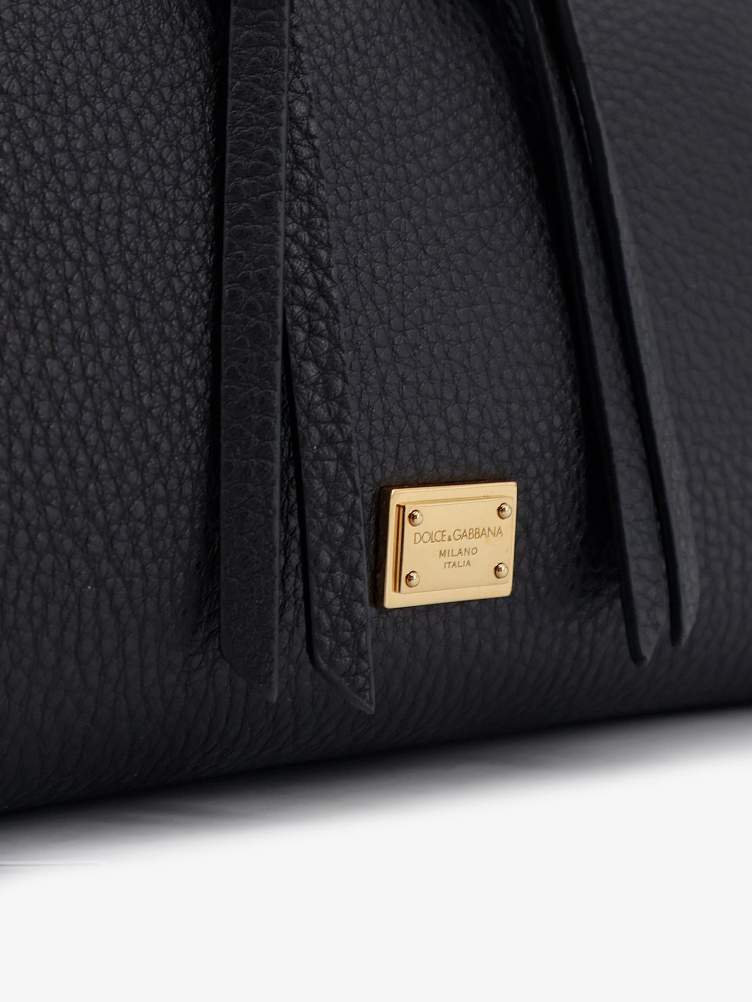 Dolce & Gabbana Women Vittoria Leather Handbag