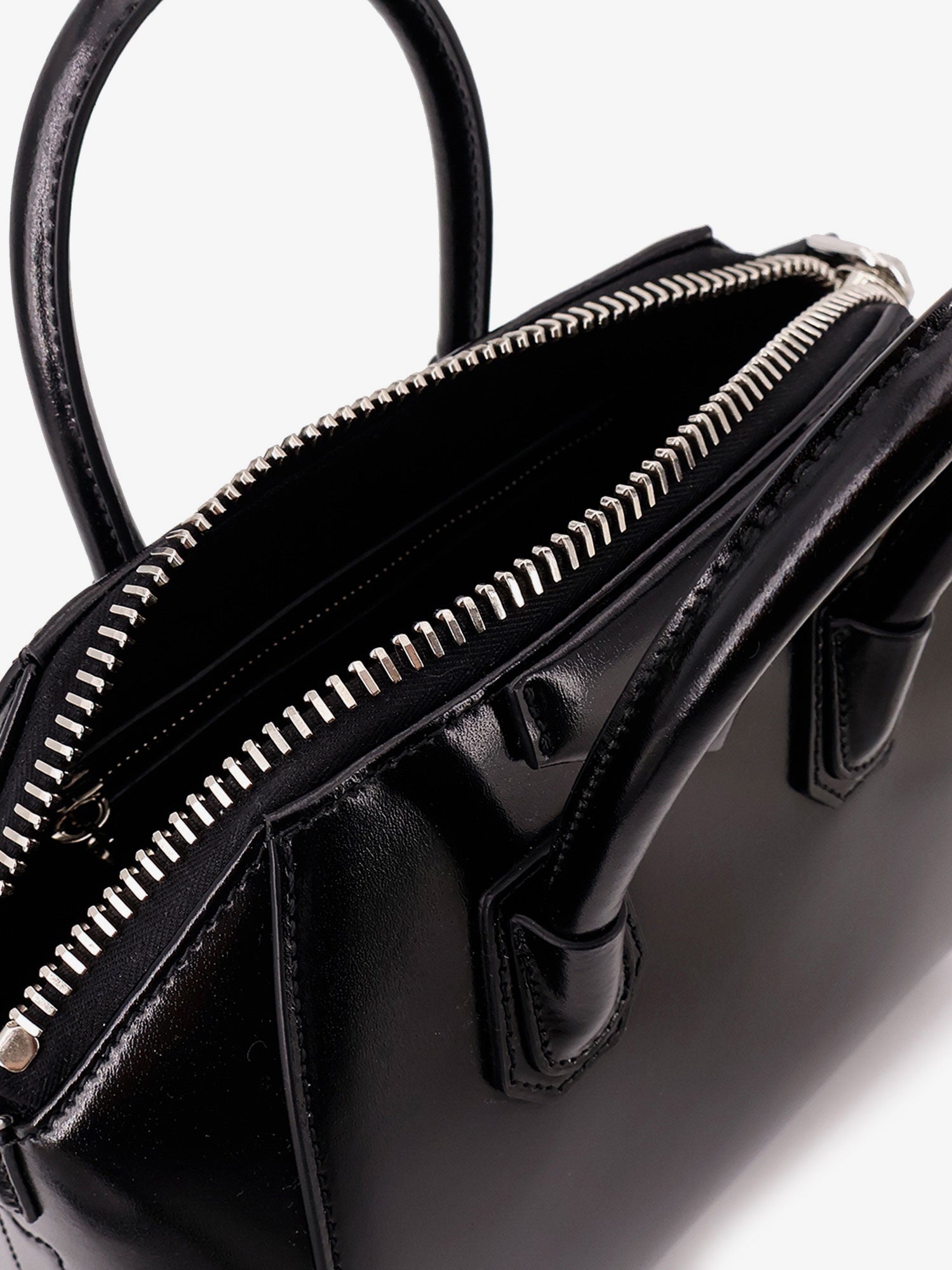 GIVENCHY Givenchy Women Antigona Mini Leather Crossbody Bag