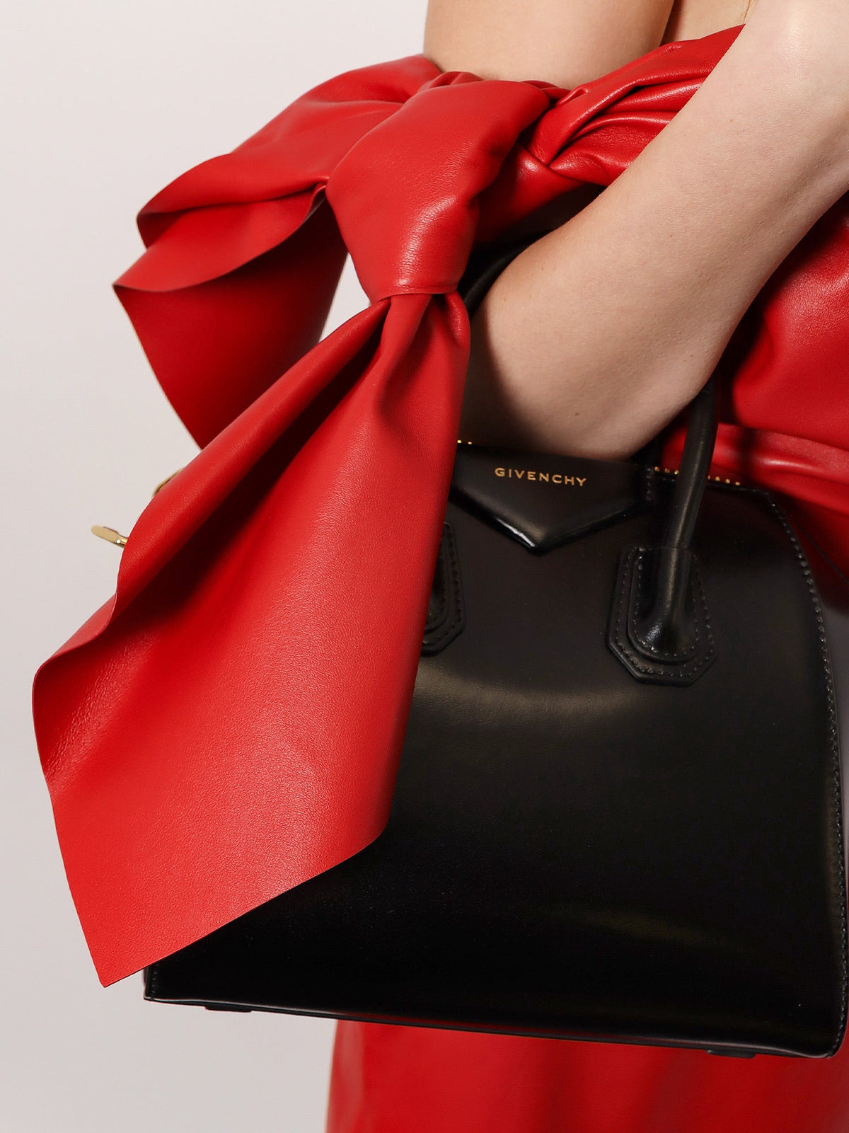 GIVENCHY Givenchy Women Antigona Mini Leather Crossbody Bag