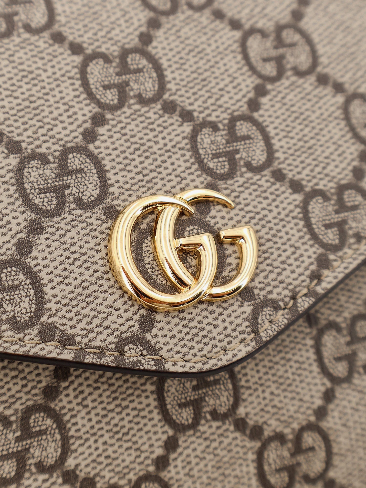 Gucci Women Ophidia Gg Supreme Fabric Crossbody Bag