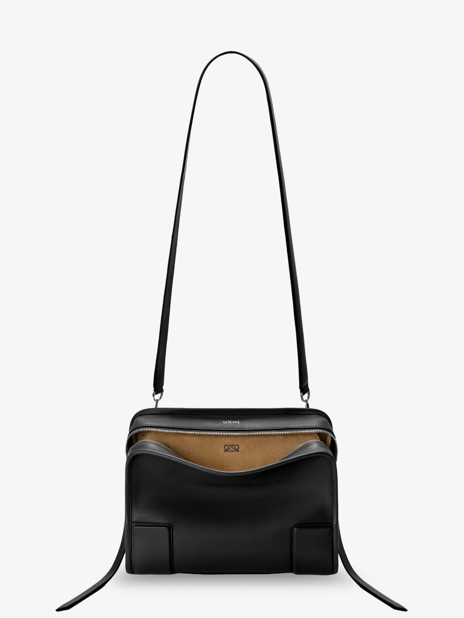 Loewe Women Amazona 180 Leather Handbag