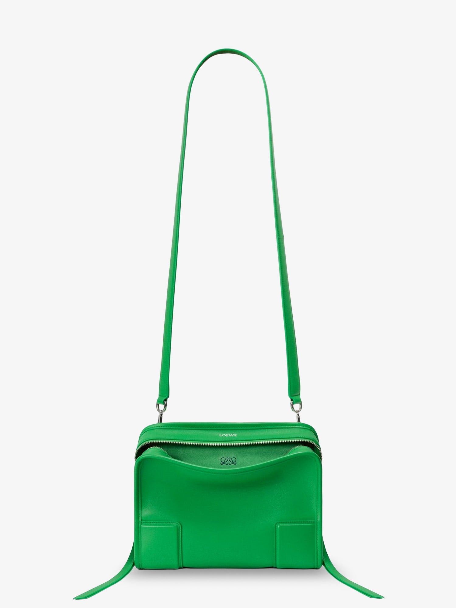 Loewe Women Amazona 180 Leather Handbag