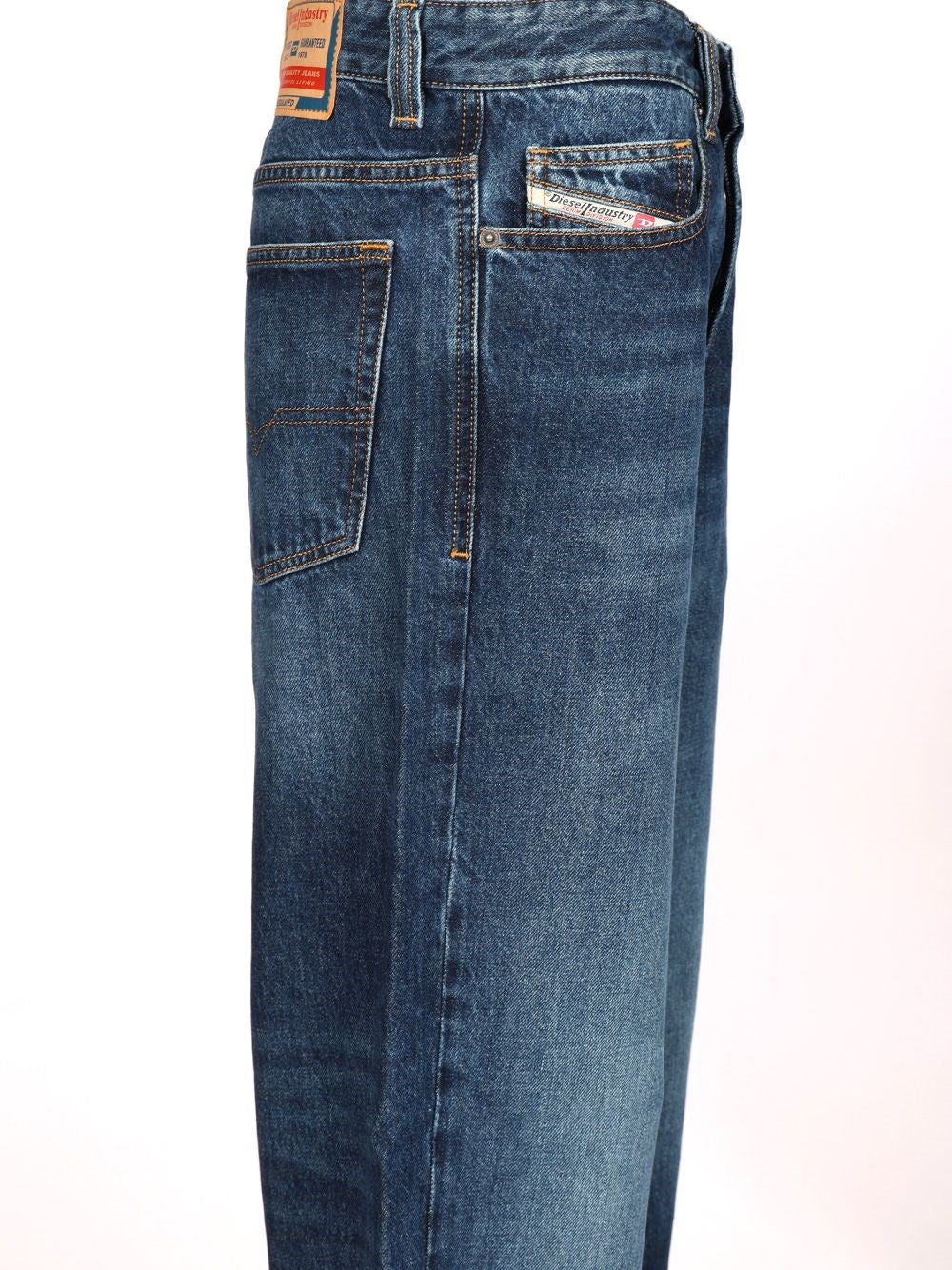 Diesel Diesel Men Relaxed Fit Jeans