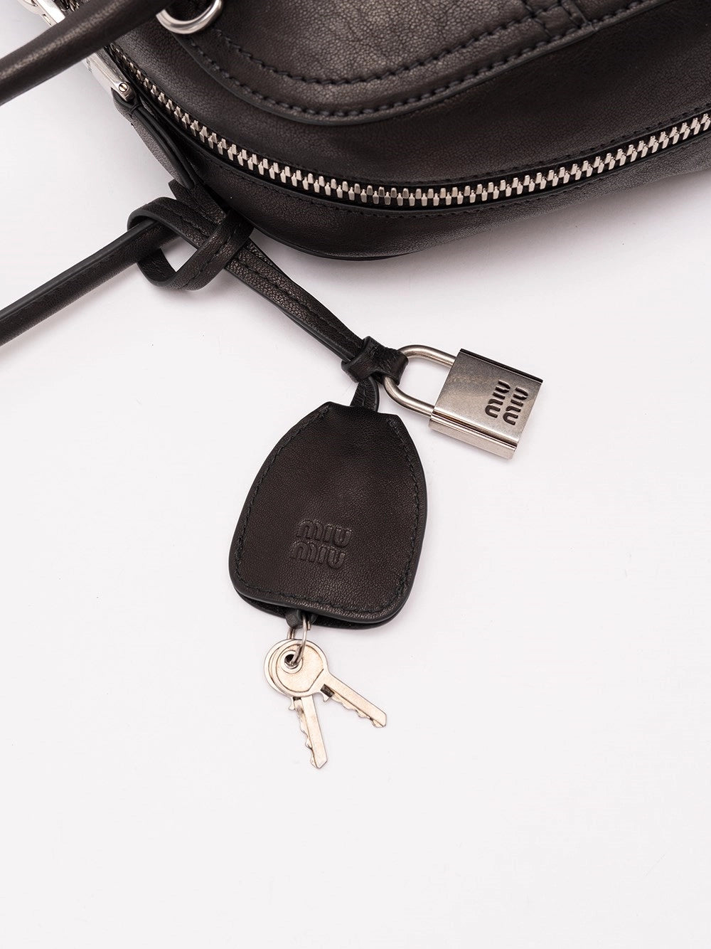Miu Miu Women Vivant Leather Bag