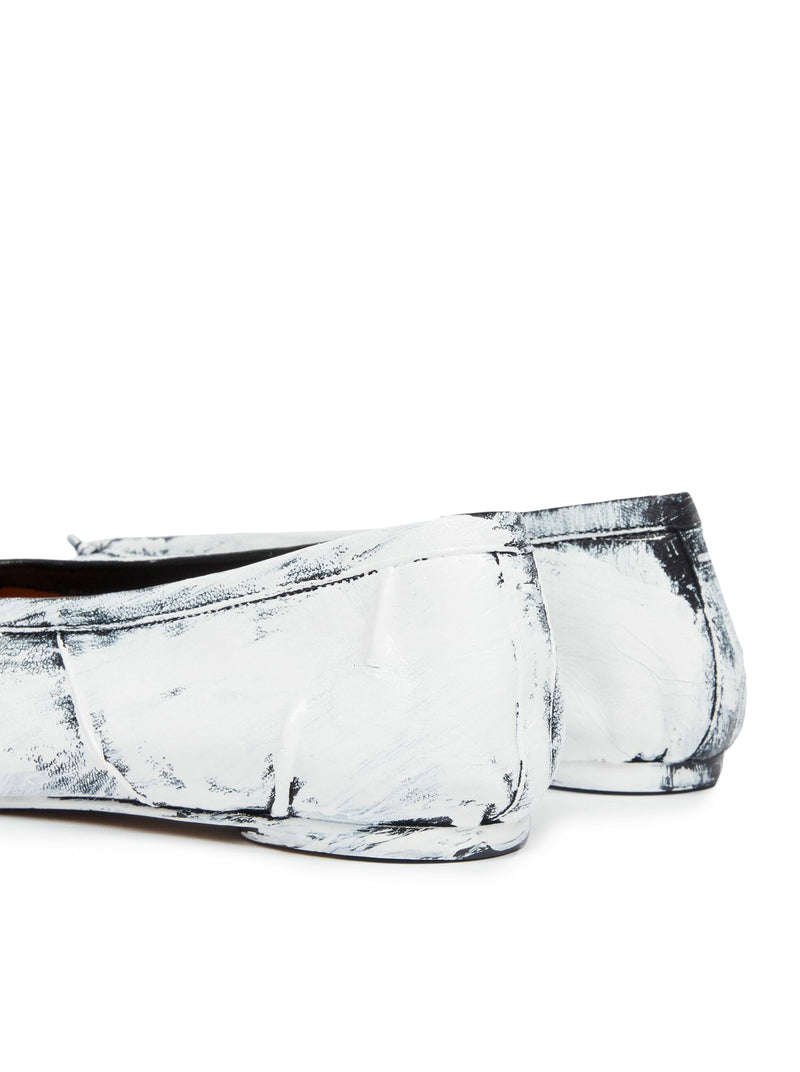 Maison Margiela Maison Margiela Women Hand-Painted Tabi Ballet Flat In Nappa