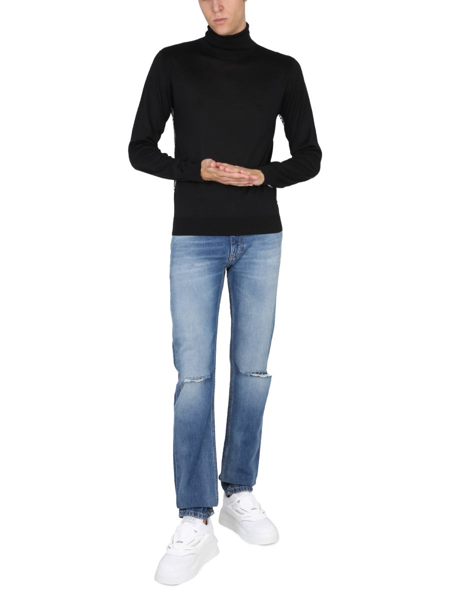 Versace Men Jeans Con Patch Logo