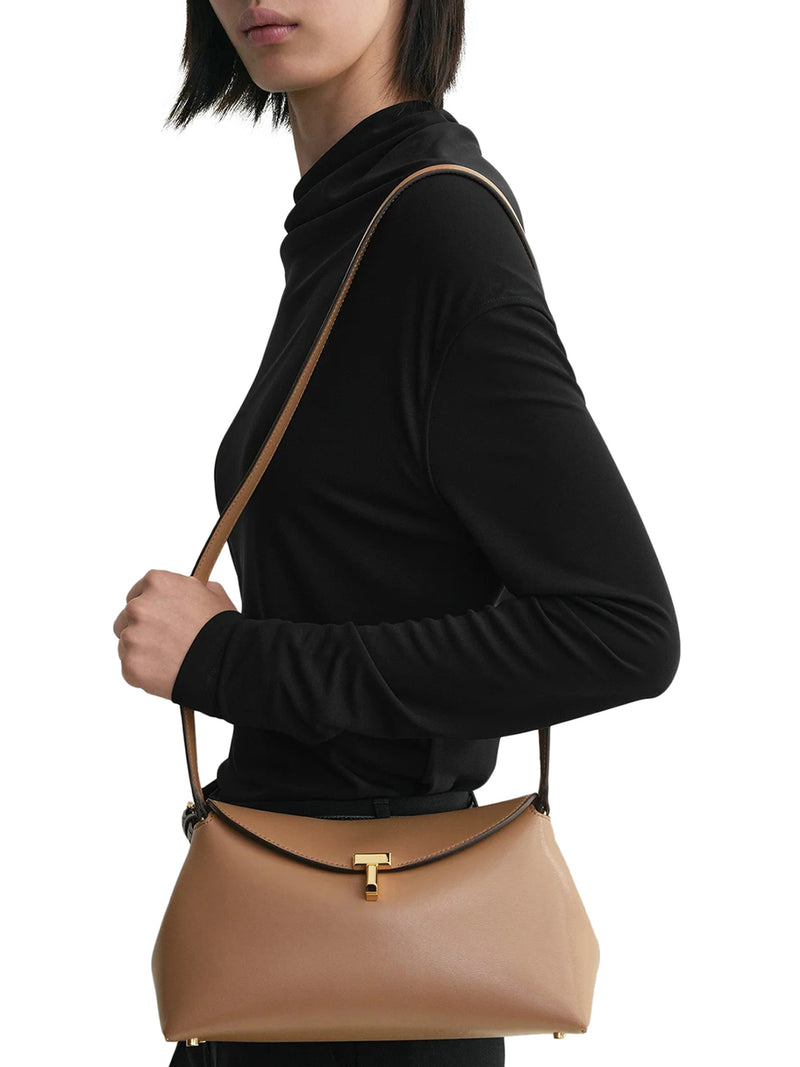 Toteme Toteme Women T-Lock Leather Clutch