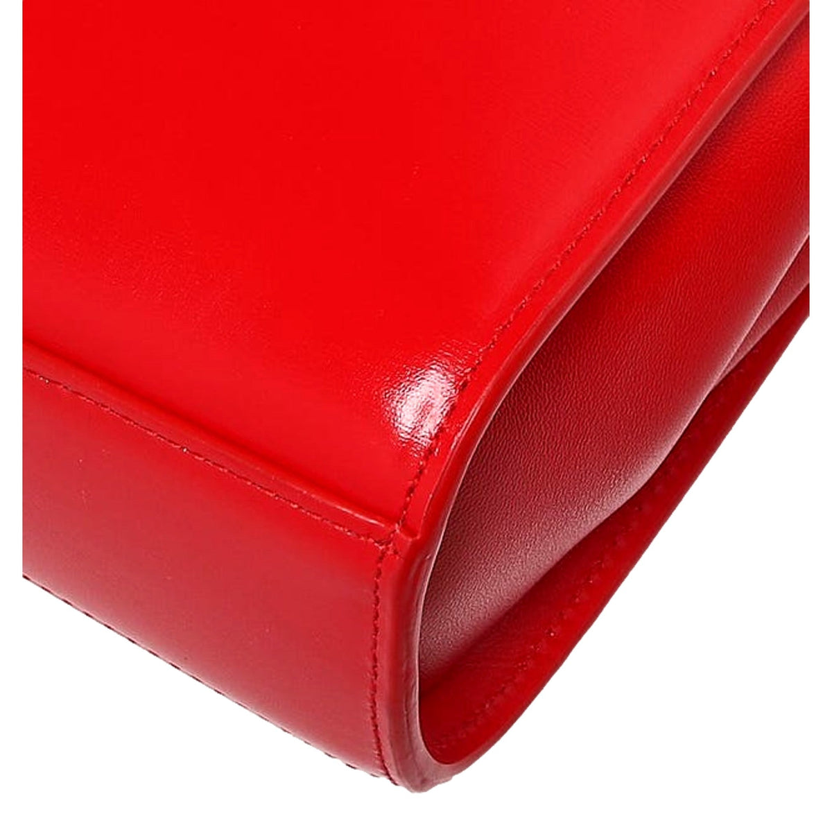 67bf25022007ac507d85c2de_bottega-veneta-the-clip-womens-shoulder-and-crossbody-bag-chili-red-calfskin-leather-queen-bee-of-beverly-hills-1209871413_1789412061984.jpg