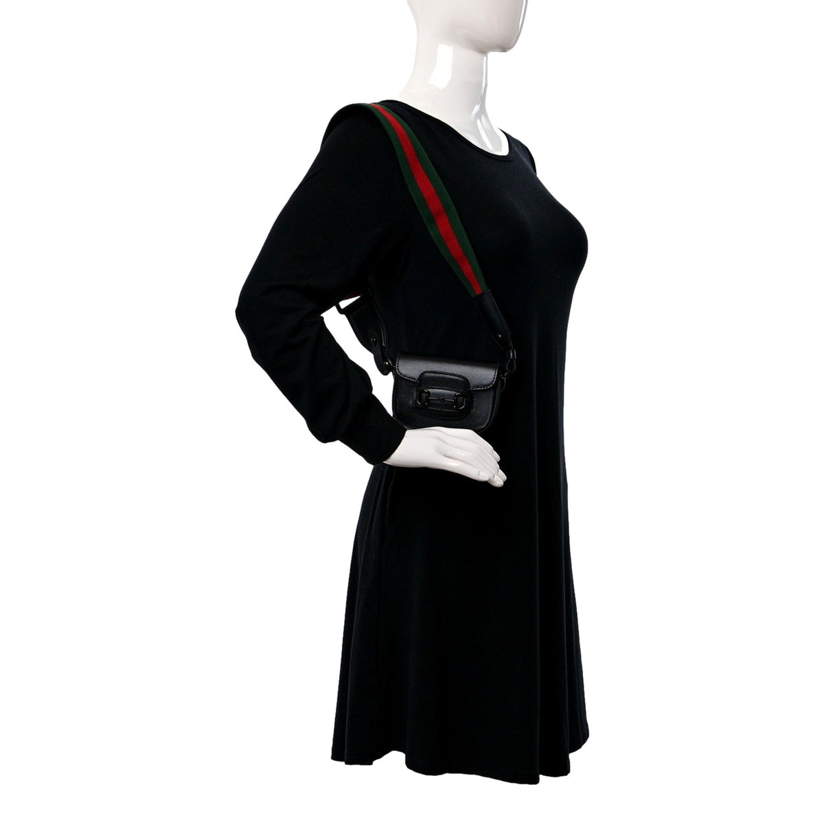 67bf25022007ac507d85c2de_gucci-726863-black2-clipped-rev-1_1789416866928.jpeg