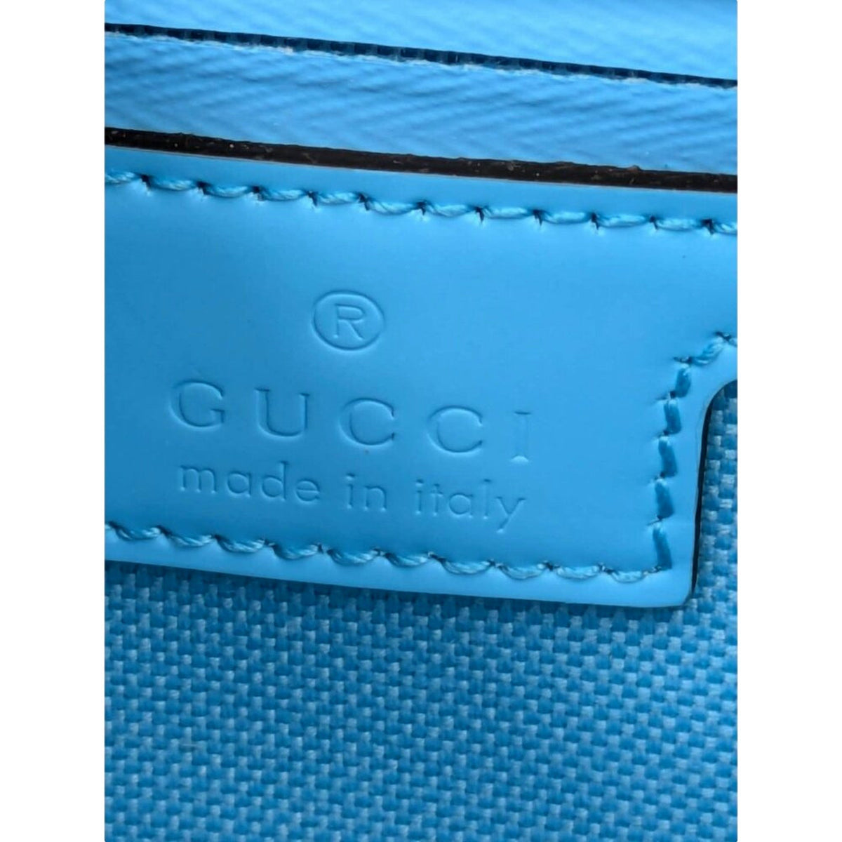 67bf25022007ac507d85c2de_gucci-gg-crossbody-771293-rubber-blue-tag-queen-bee-of-beverly-hills_1789417214434.jpeg
