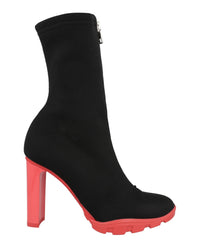 Alexander McQueen Womens Slim Tread Ankle Boots