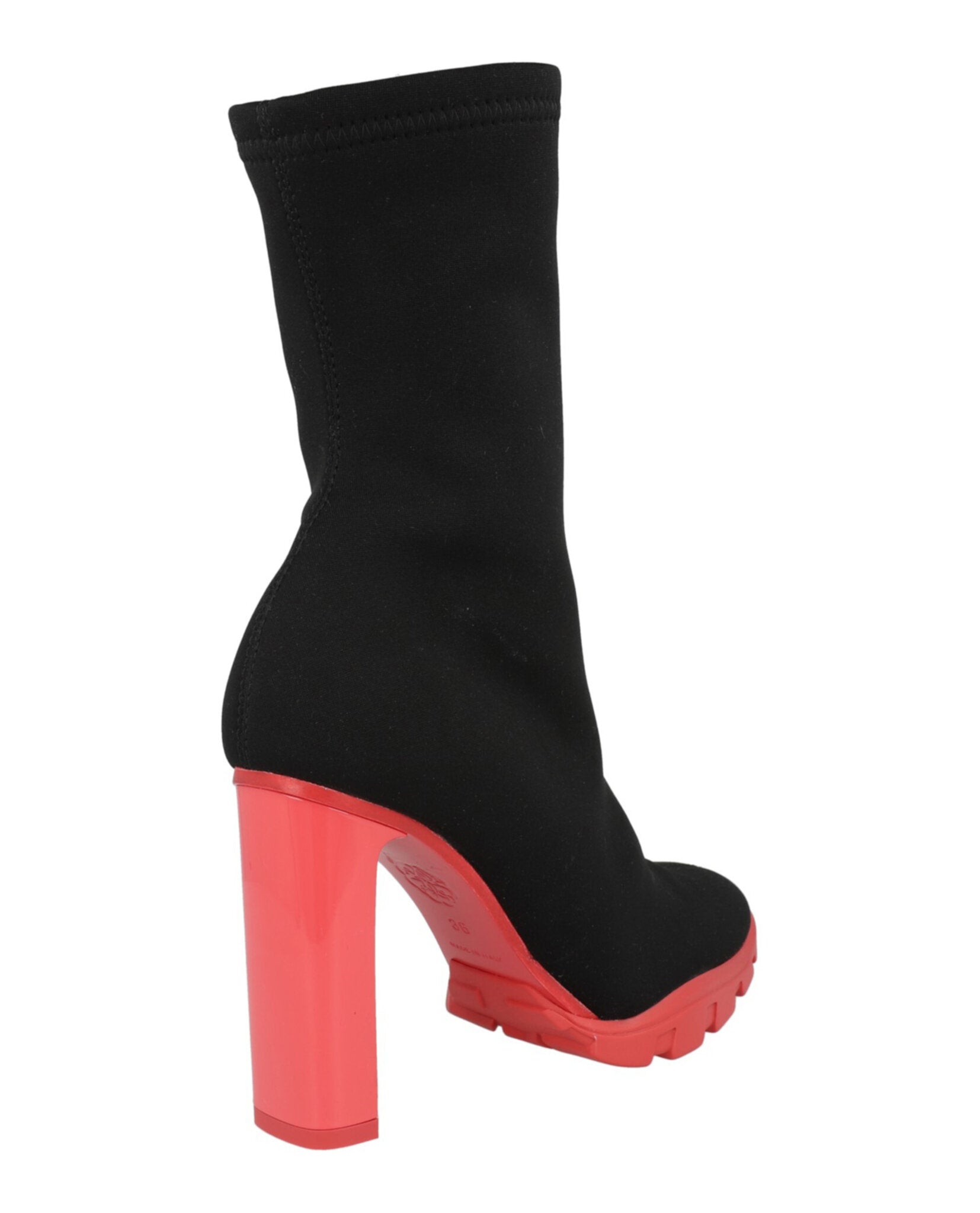 Alexander McQueen Womens Slim Tread Ankle Boots