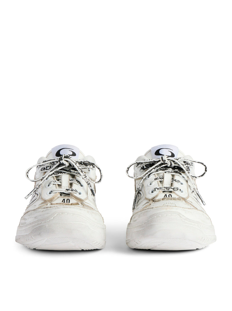 Balenciaga Balenciaga Women Hamptons Medium Worn-Out Sneaker