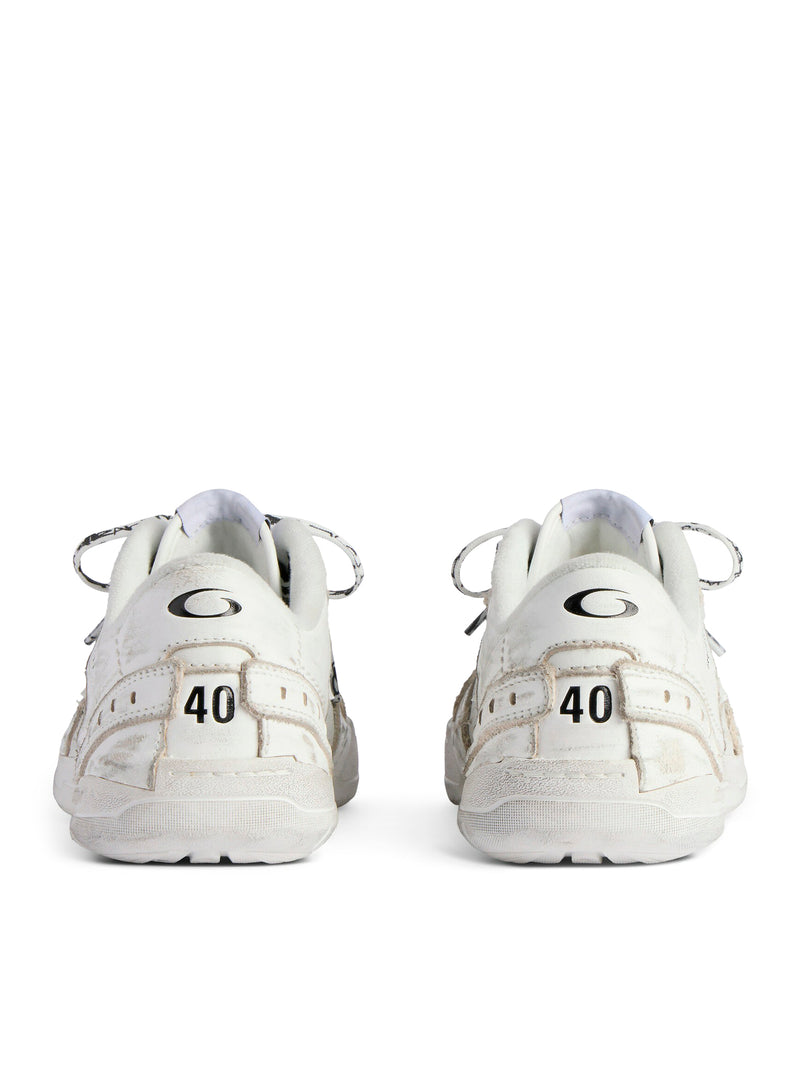 Balenciaga Balenciaga Women Hamptons Medium Worn-Out Sneaker