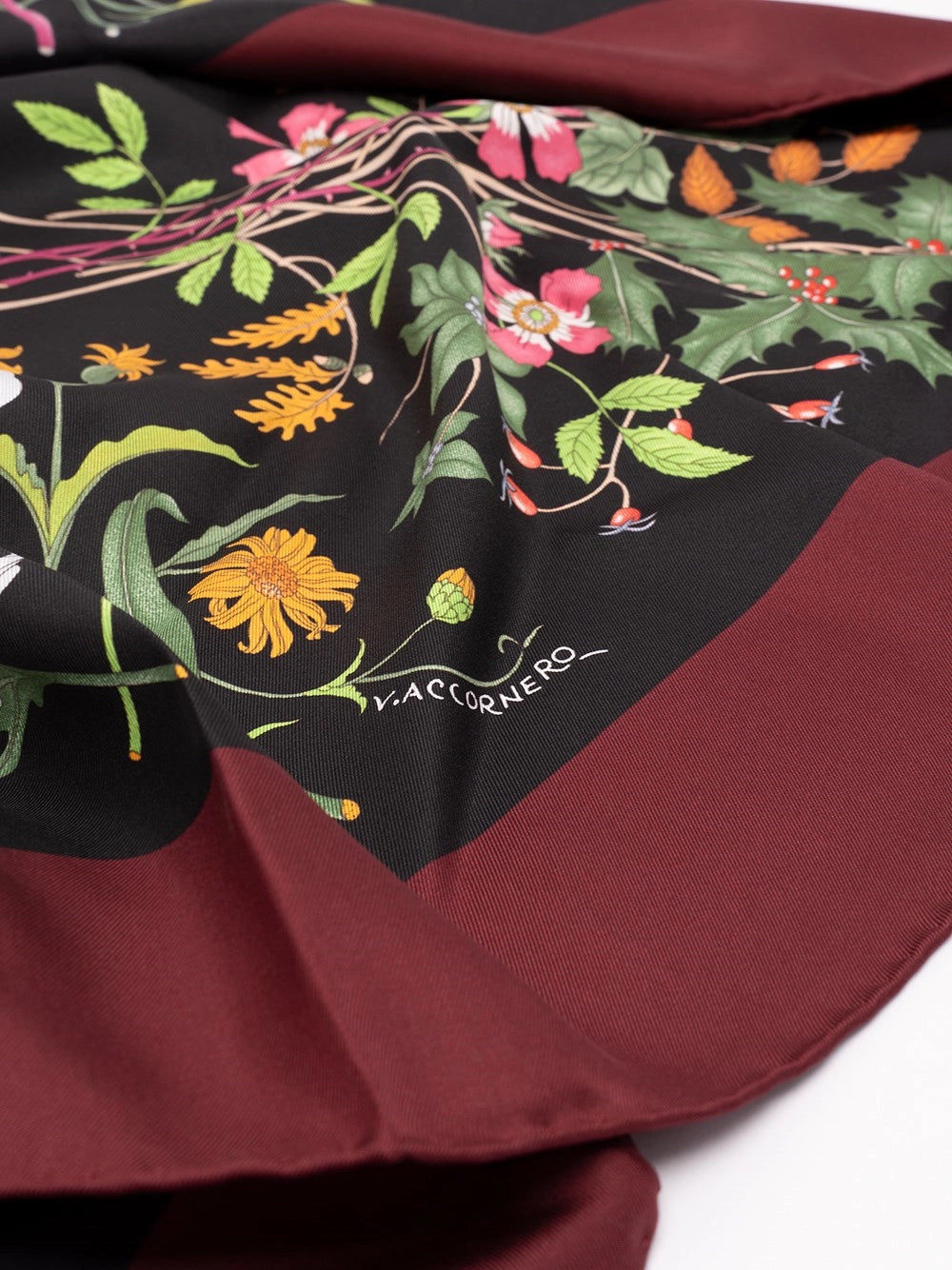 Gucci Women Printed Silk Foulard