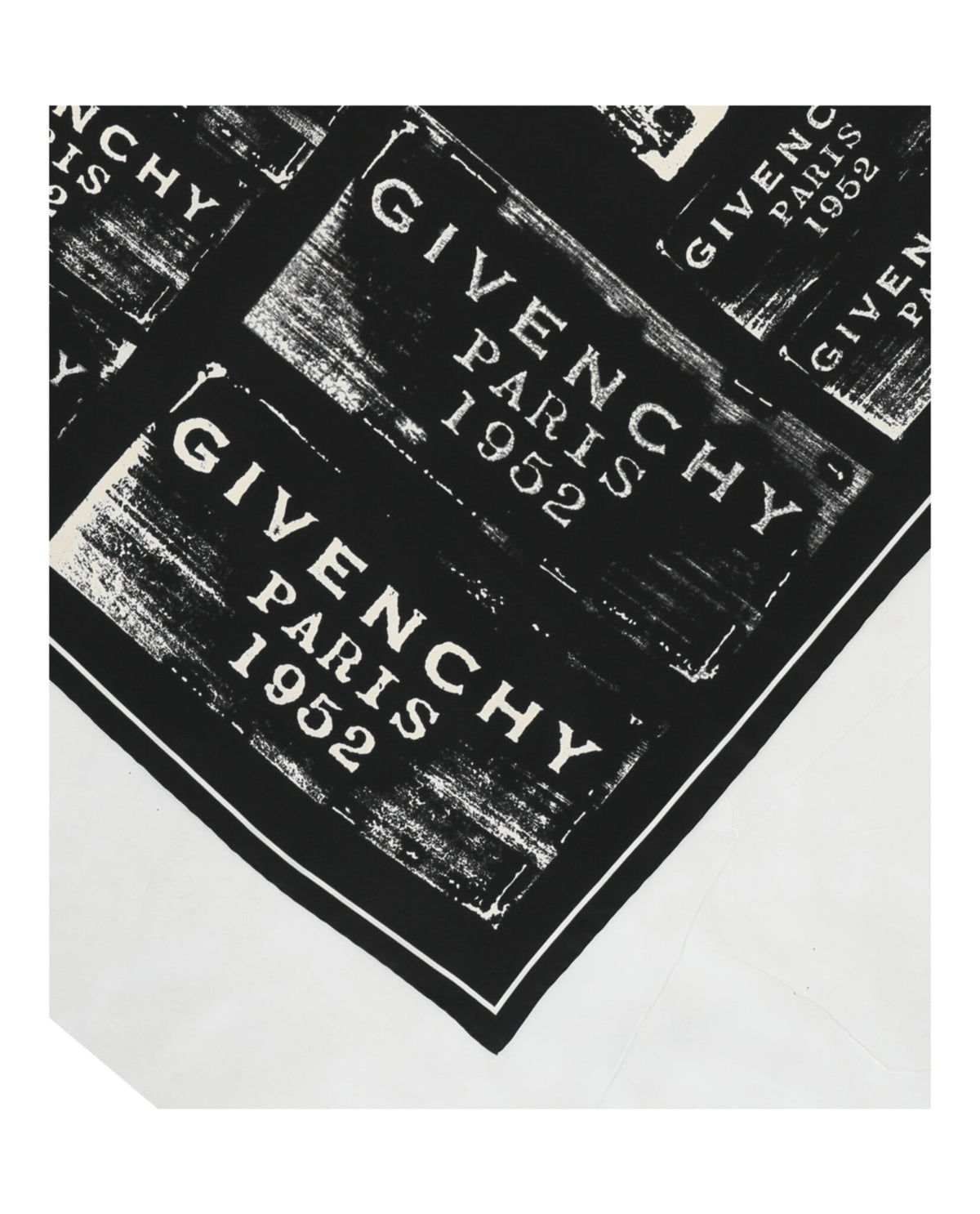 Givenchy Givenchy Womens Patchwork Stamp Silk Scarf