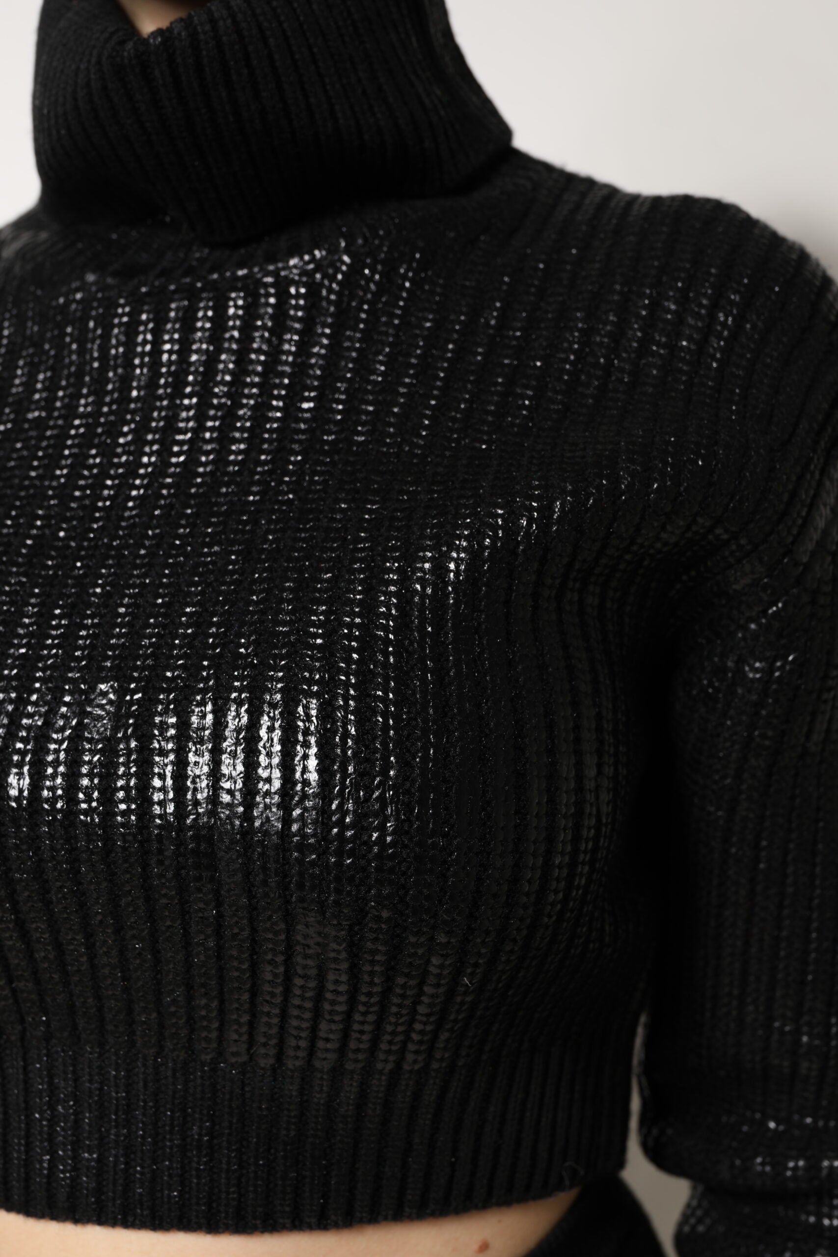 Dolce & Gabbana Black Wool Long Sleeve Turtleneck Cropped Women's Top