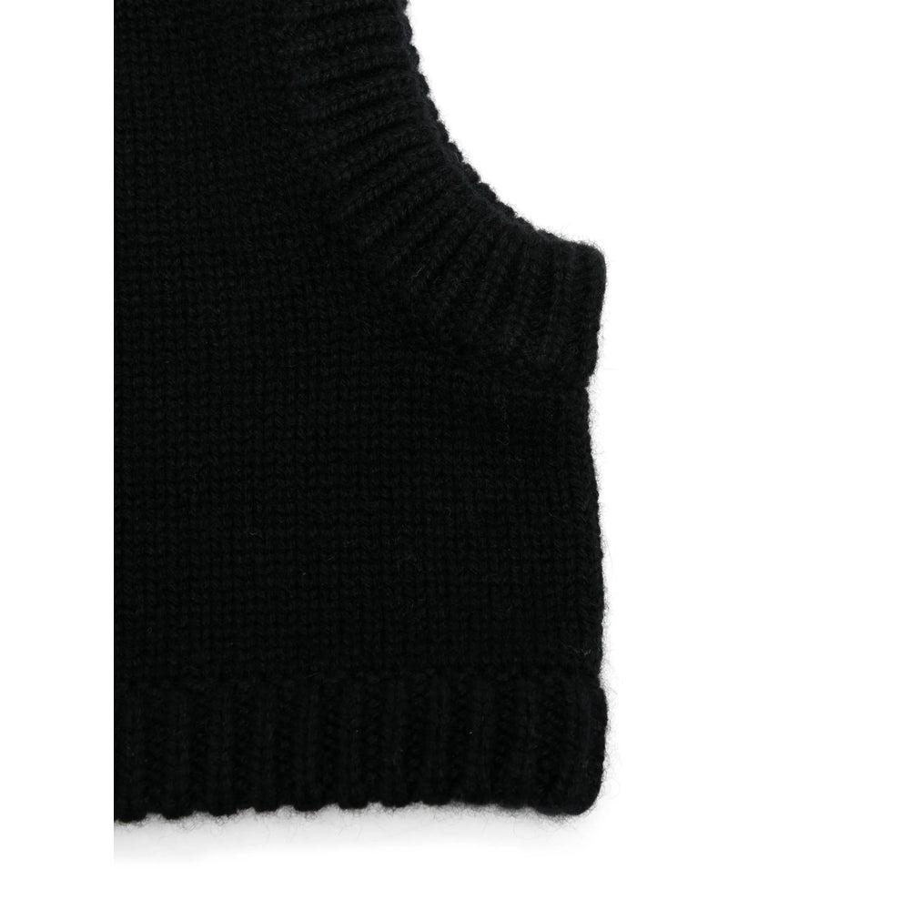 Lisa Yang Black Hats Women