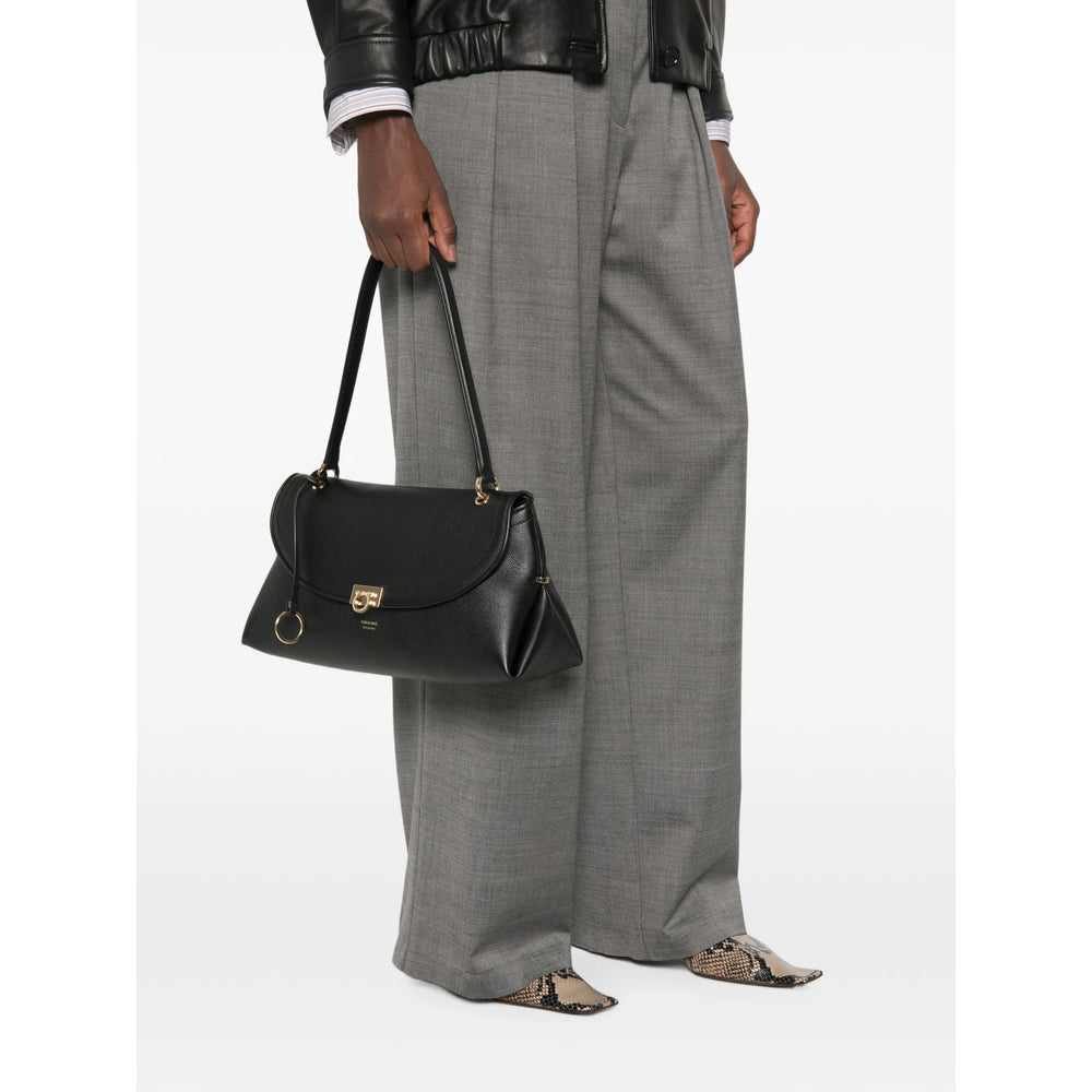 Ferragamo Ferragamo Black Shoulder Bags Women