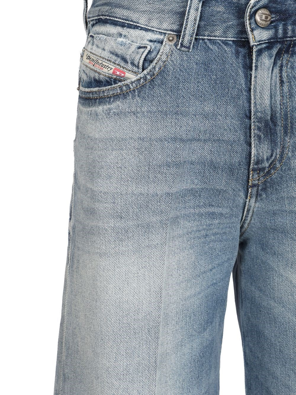 Diesel Women Flare Jeans "1978 D-Akemi"