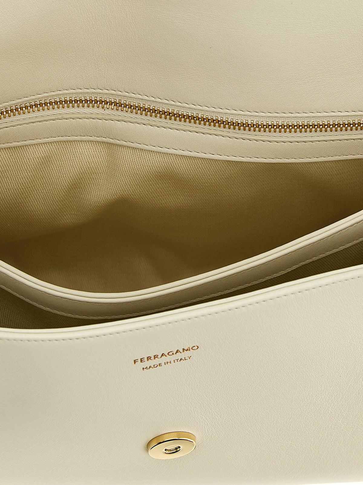 Ferragamo Women 'Th (M)' Shoulder Bag