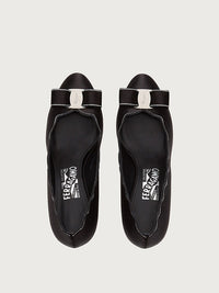 Ferragamo Ferragamo Ornament Pump
