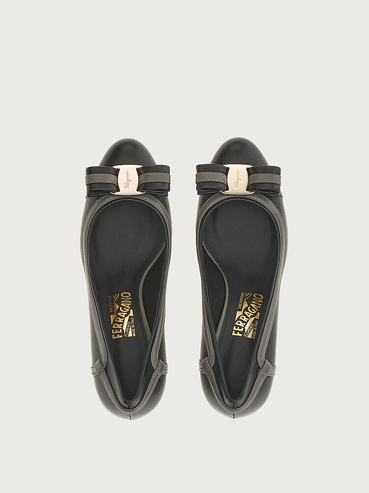 Ferragamo Ferragamo Ornament Pump