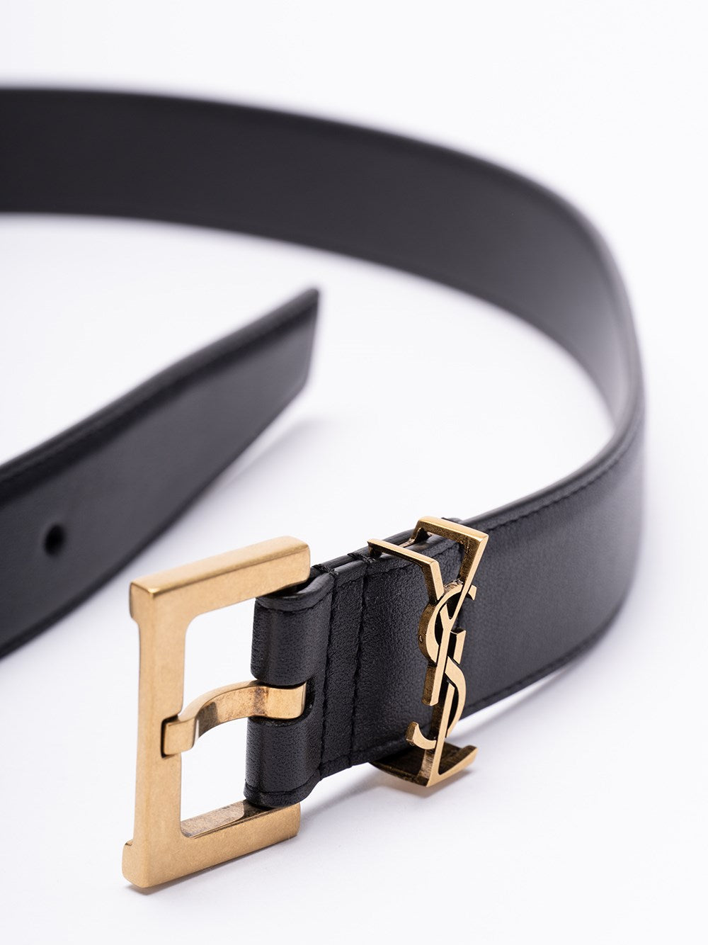Saint laurent Saint Laurent Women Cassandre Belt In Smooth Leather