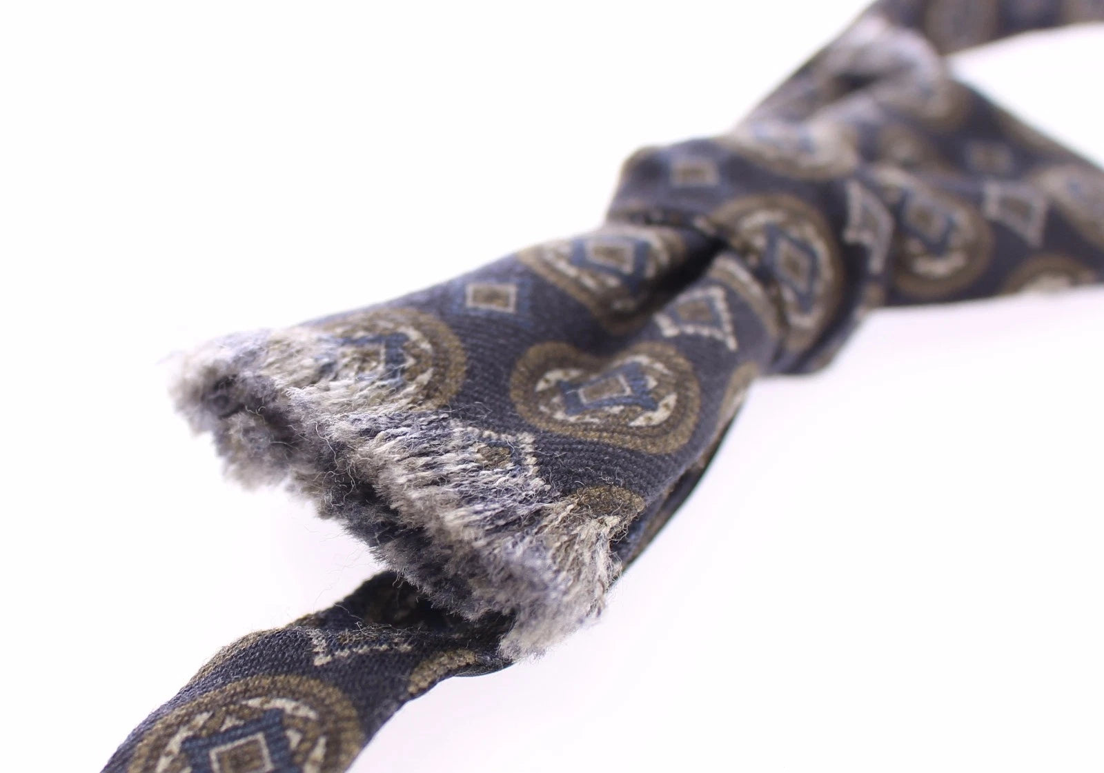 Dolce & Gabbana Dolce & Gabbana Blue Silk Baroque Fantasi Tied Bow Tie Men's Papillon