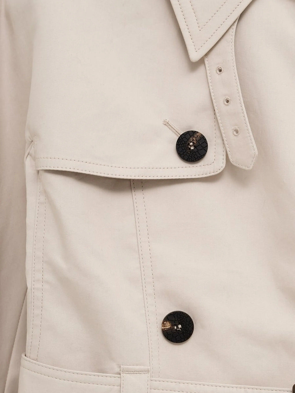 JACQUEMUS Jacquemus Women Double-Breasted Trench Coat With Belt