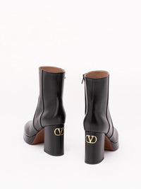 Valentino Garavani Women Fawcette Platform Ankle Boot In Calfskin 90Mm