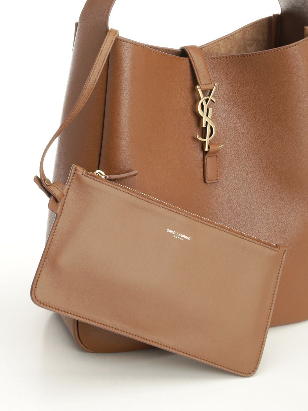Saint Laurent Saint Laurent Women Ysl Bo Mng L Le 5A7