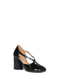 Maison Margiela Women Black Glossy Leather Tabi Pumps