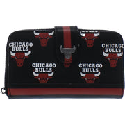 Chicago Bulls Womens Faux Leather Logo Clutch Wallet