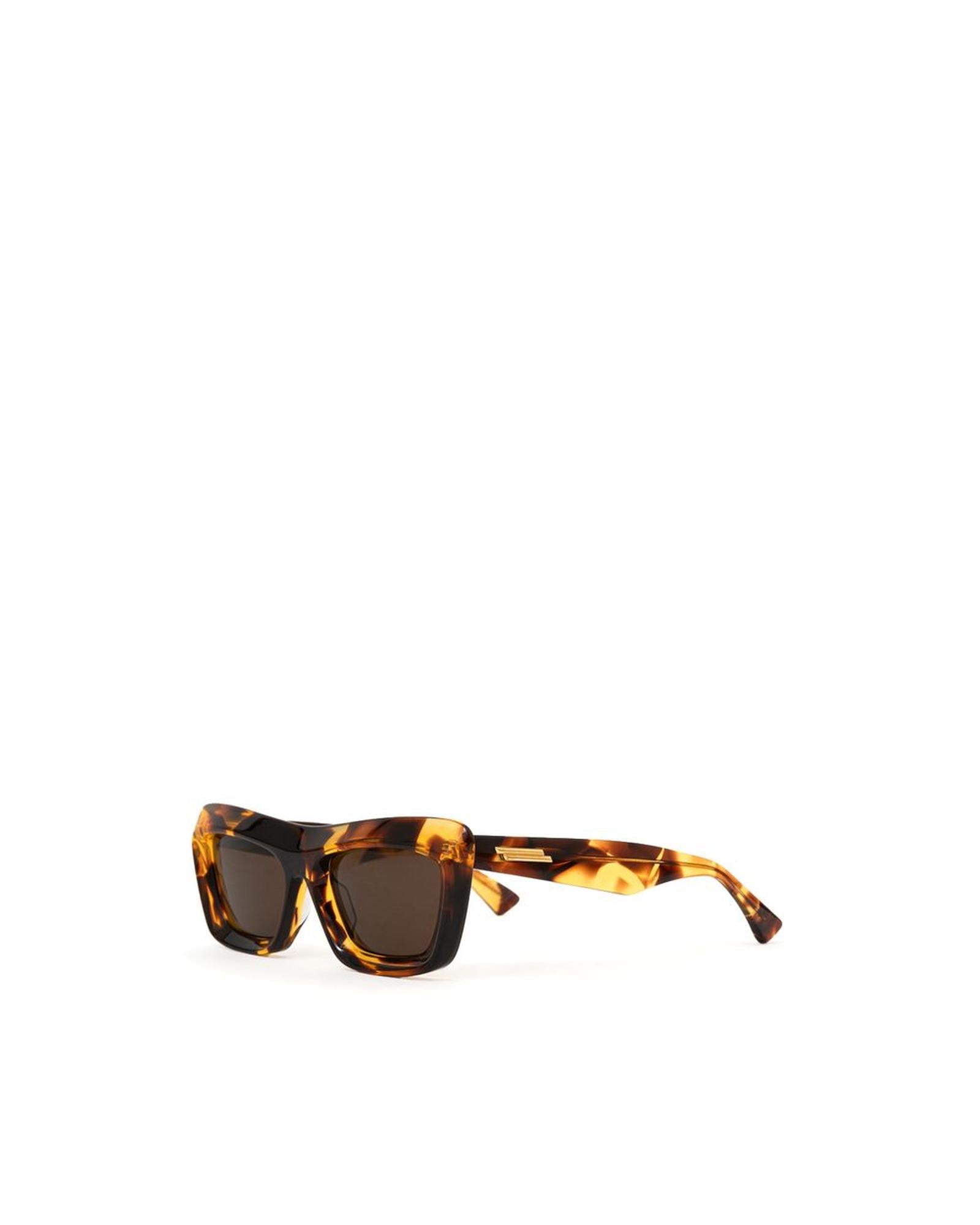 Bottega Veneta  Cat-Eye Sunglasses - Tortoise    Women's  Tortoise Shell Cat-Eye Sunglasses    Luxury  Cat-Eye Sunglasses in Tortoise