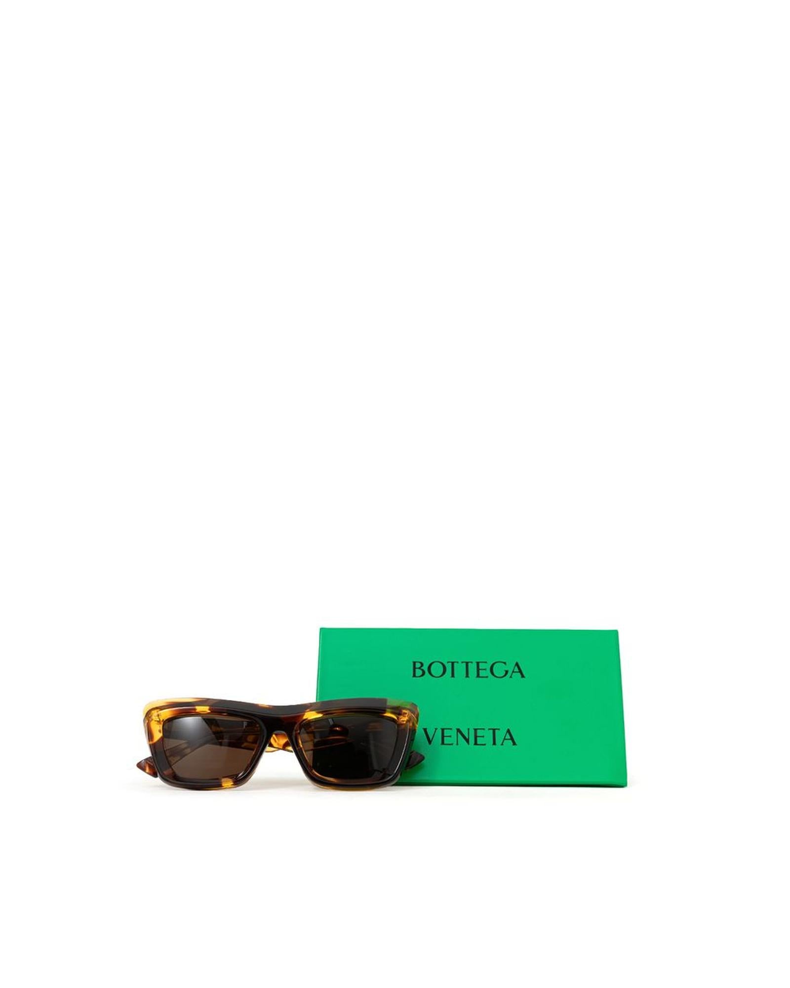 Bottega Veneta  Cat-Eye Sunglasses - Tortoise    Women's  Tortoise Shell Cat-Eye Sunglasses    Luxury  Cat-Eye Sunglasses in Tortoise