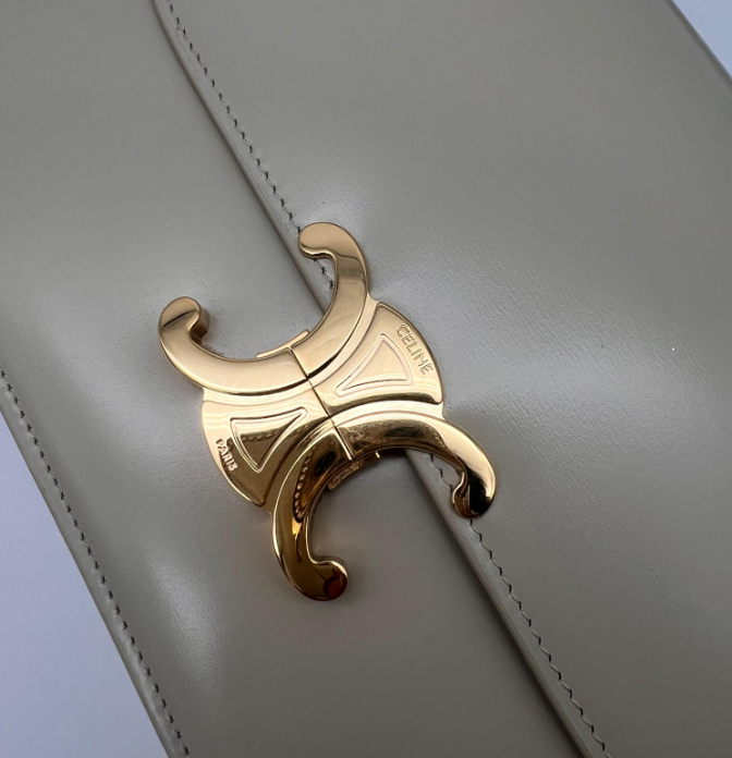CELINE CLASSIQUE TRIOMPHE BAG IN SHINY CALFSKIN 187363 - BEIGE