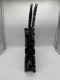 DIOR BOOK TOTE MEDIUM PLAN DE PARIS M1296ZOMP - BLACK & WHITE