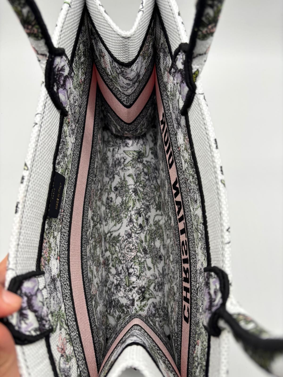 DIOR BOOK TOTE MEDIUM M1296 - Floral Embroidery White Multicolor