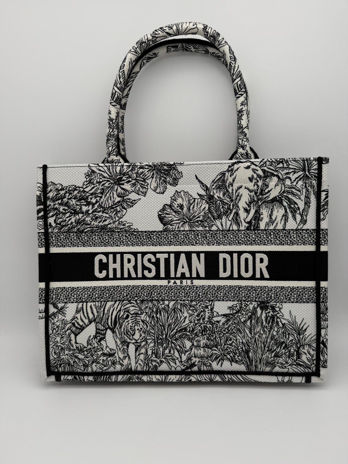 DIOR BOOK TOTE VOYAGE MEDIUM - White and Black