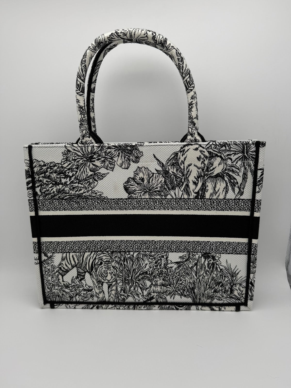 DIOR BOOK TOTE VOYAGE MEDIUM - White and Black
