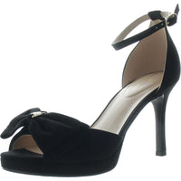 Womens Bow Heels 7 Medium Black