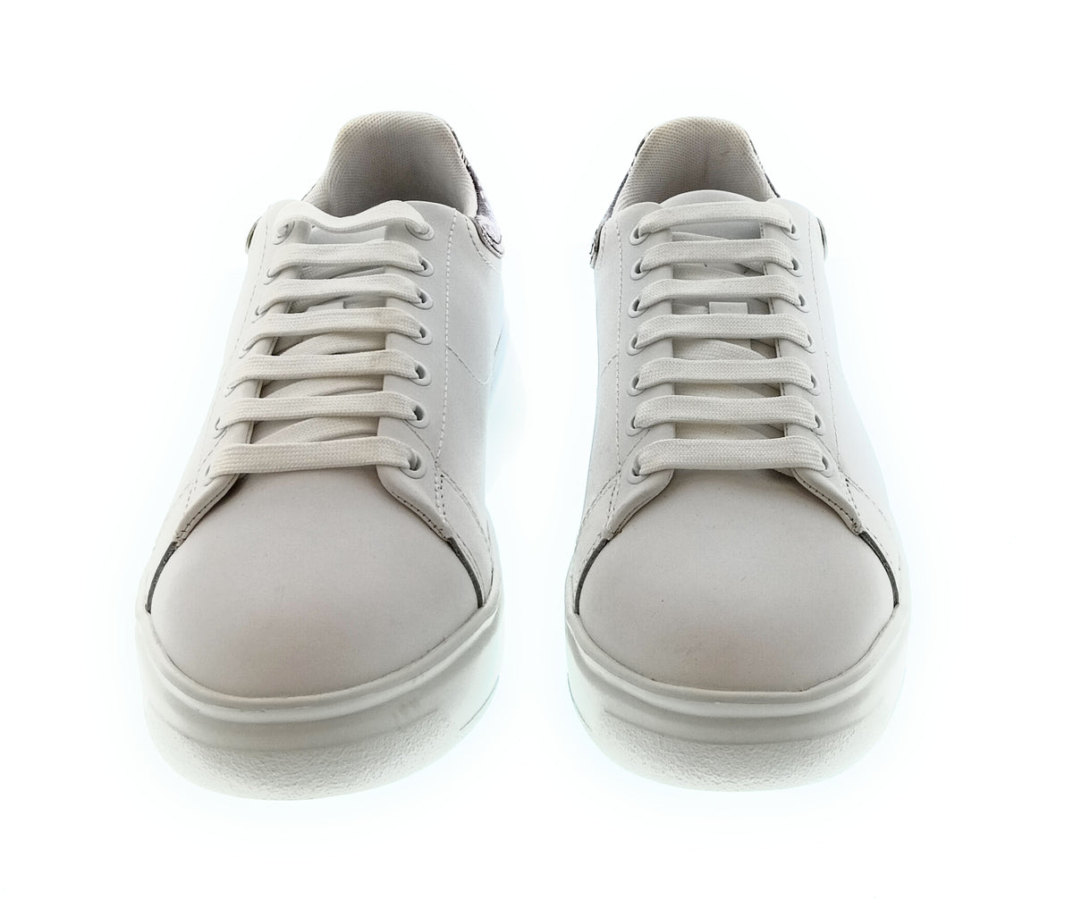 Emporio Armani Emporio Armani Women's White Leather Low-Top Sneakers-6.5