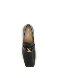 Valentino Garavani Men Goat Vlogo Loafers